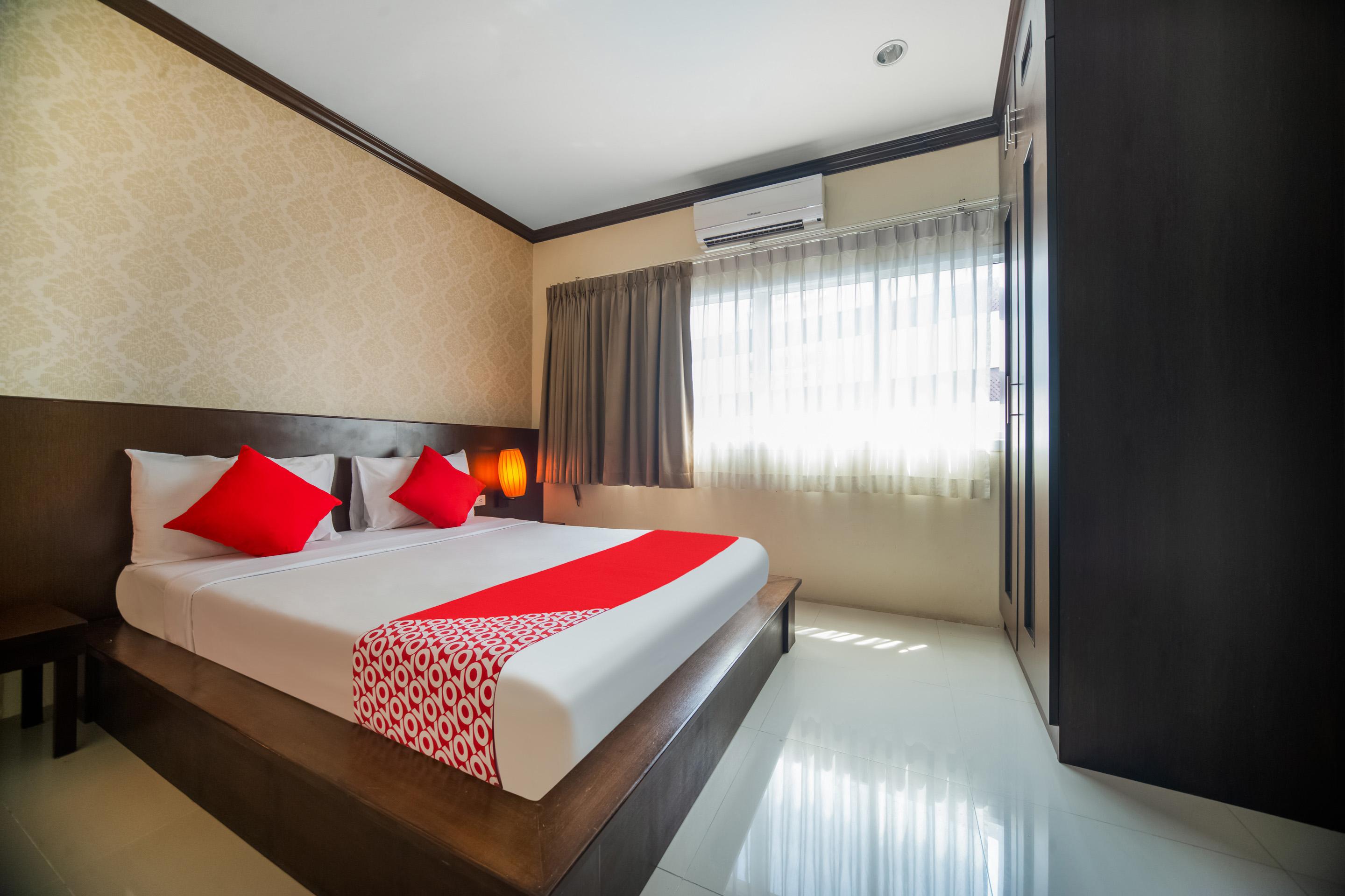 Oyo 232 Patong City Hometel Exterior foto