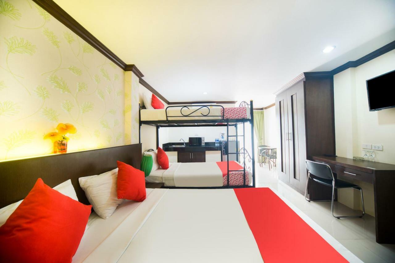 Oyo 232 Patong City Hometel Exterior foto