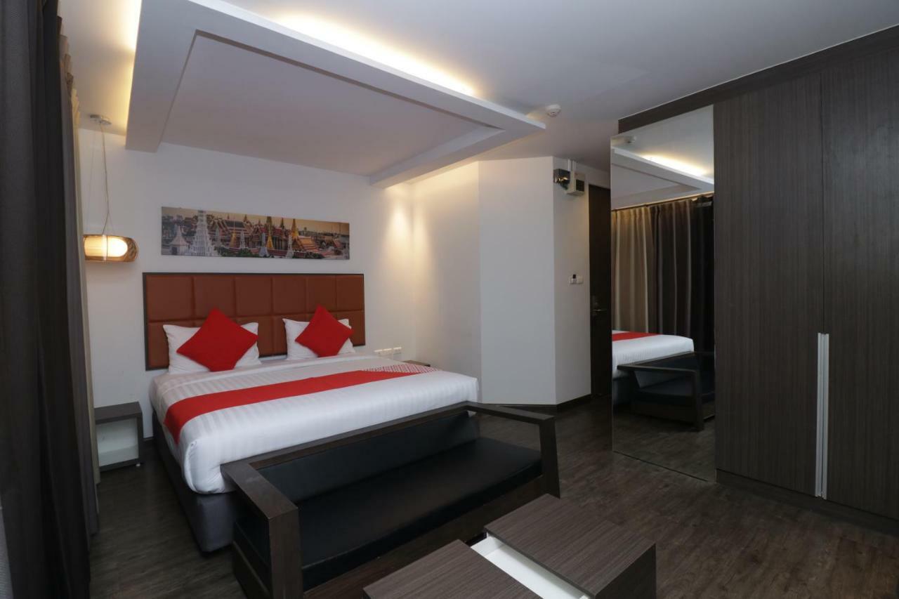 Oyo 232 Patong City Hometel Exterior foto